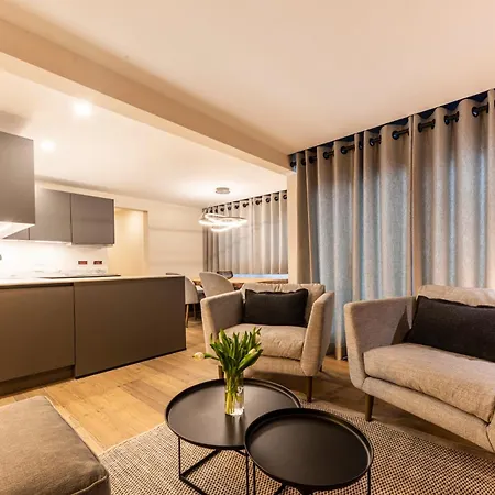 Ashmour Alpine Apartment Les Gets